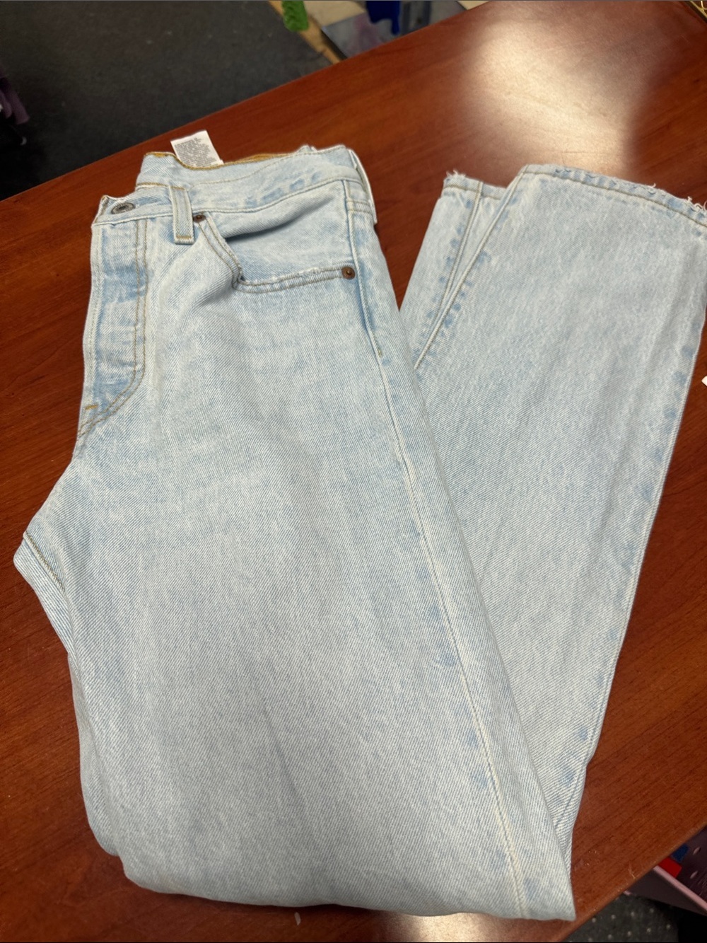 Levi Strauss 501 jeans size 24 // 070942